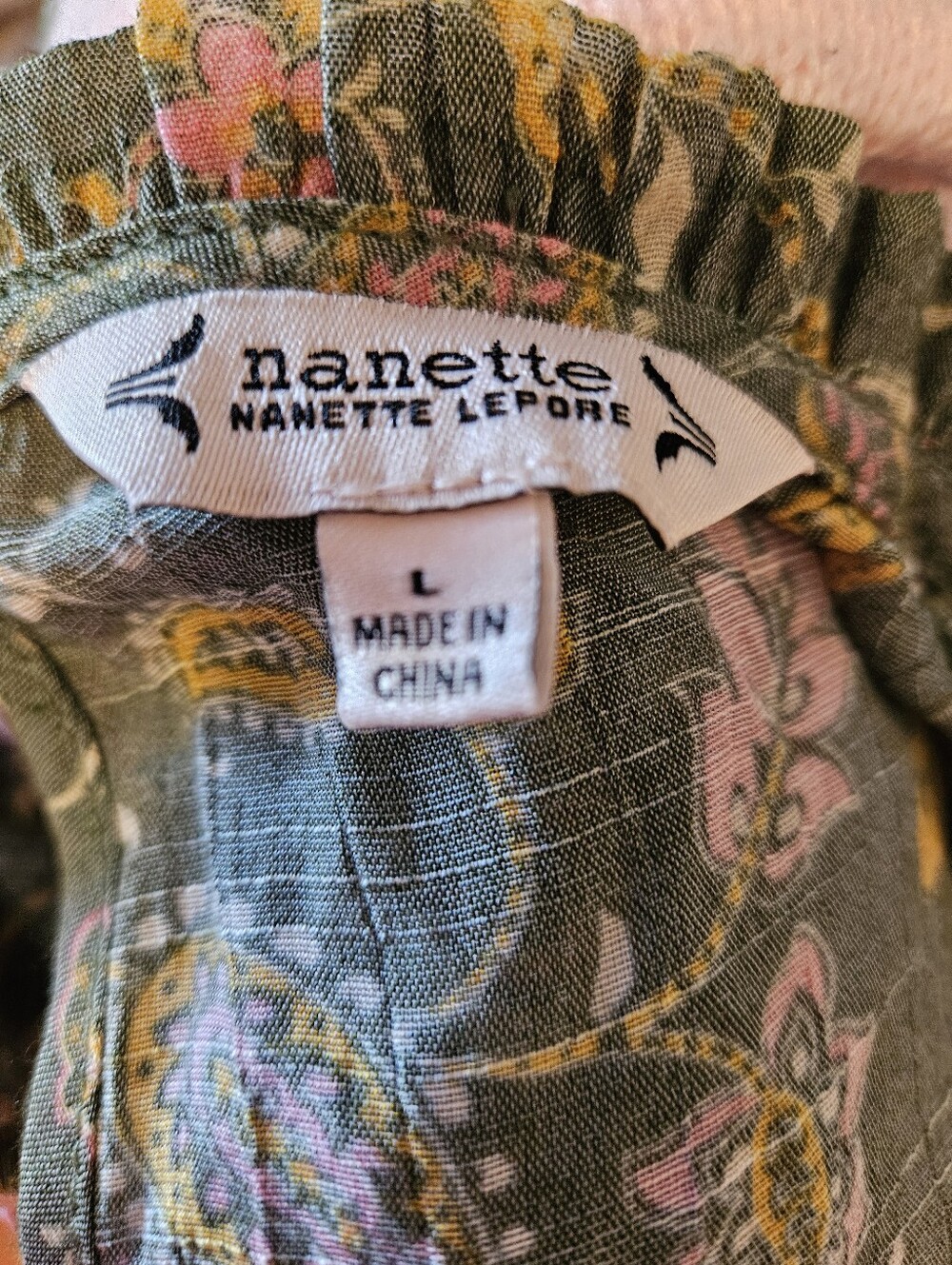Nanette Lepore Large Sage Green Floral Bohemian Style Short Sleeve Top - Picture 4 of 5
